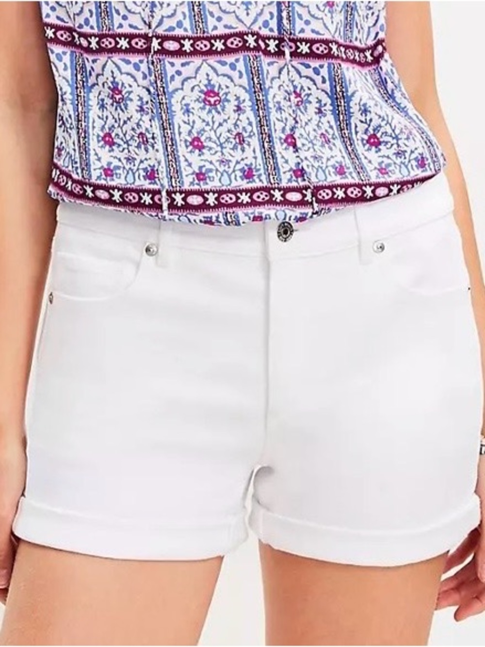 LOFT Mid Rise Denim Roll Shorts in
White | Women's Size 31 / 12 | Like New